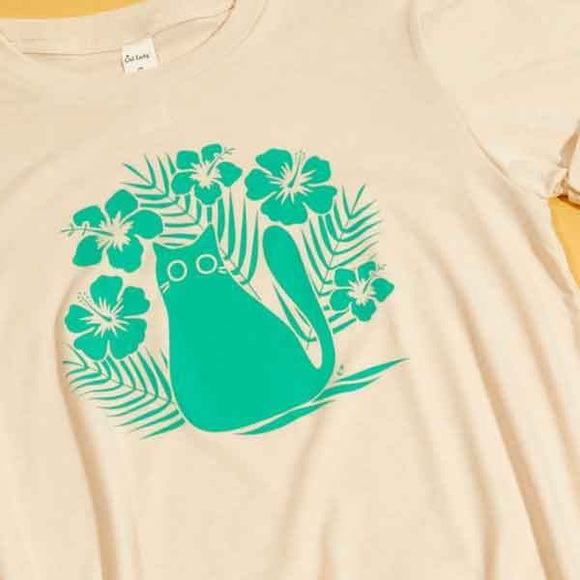 Cat Lady Small Tan Cat Shirt NEVER WORN - Picture 2 of 7